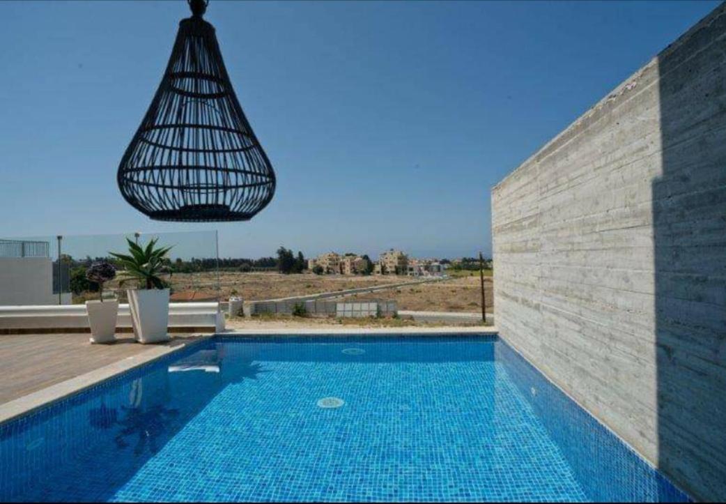 Leonidas Villa Paphos Buitenkant foto